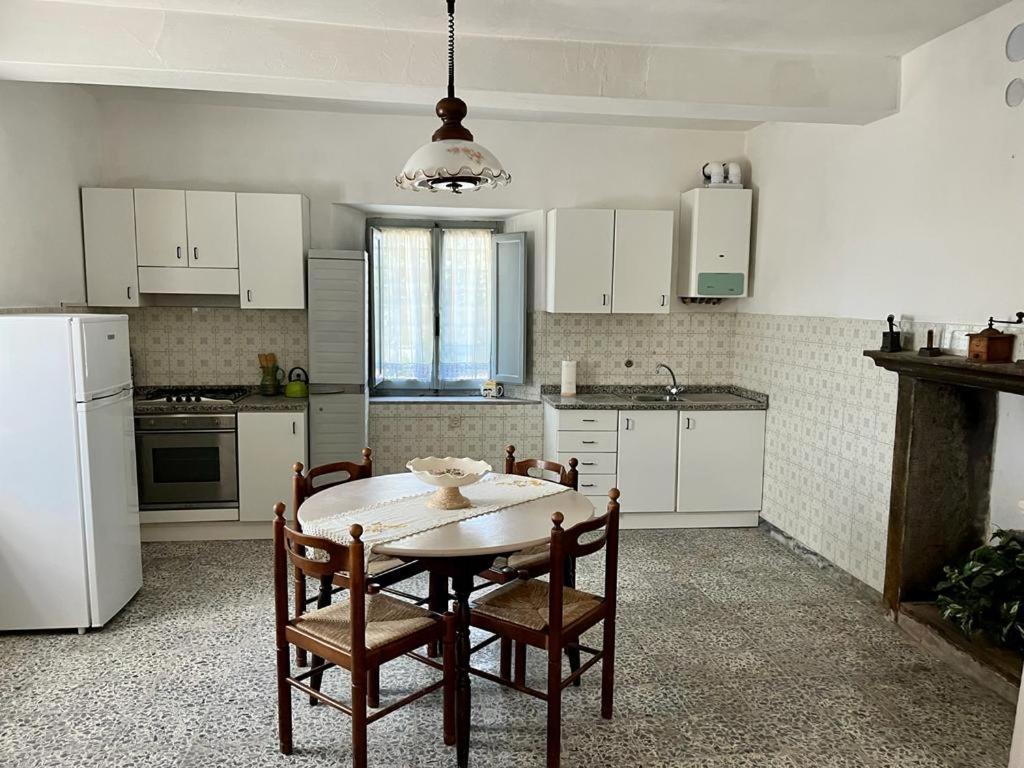 Il Casale Di Rolando Apartment Кастилионе ди Гарфаняна Екстериор снимка