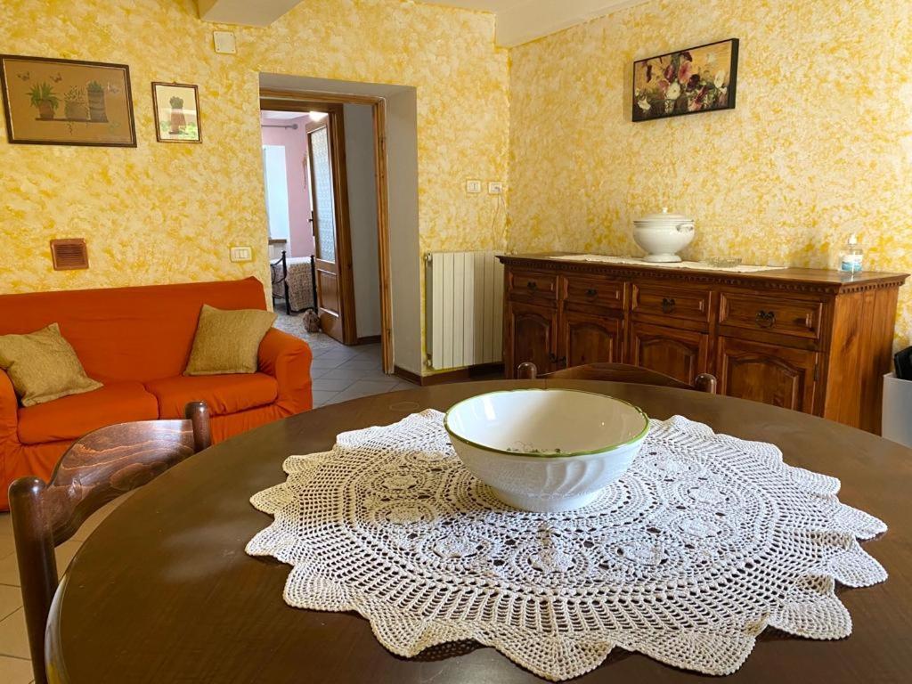 Il Casale Di Rolando Apartment Кастилионе ди Гарфаняна Екстериор снимка
